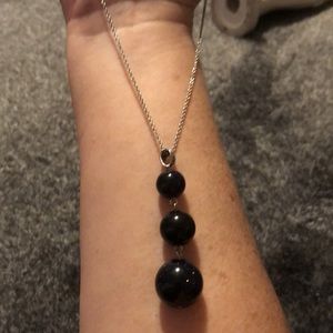 🌻 3 for 20 Silver necklace and earrings